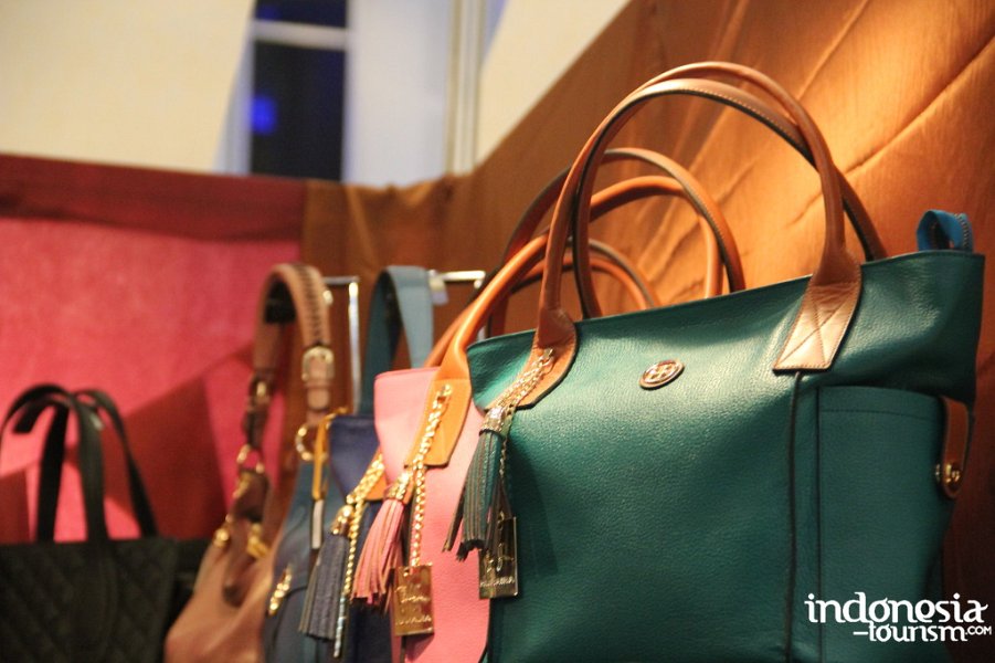 huraira-leather-bag-5