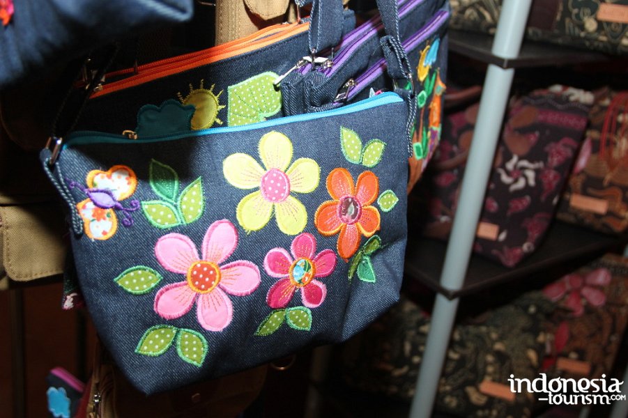 kartini-bags-3