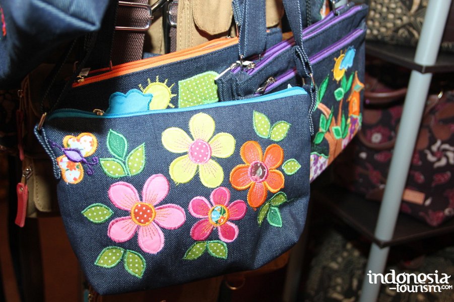 kartini-bags-4