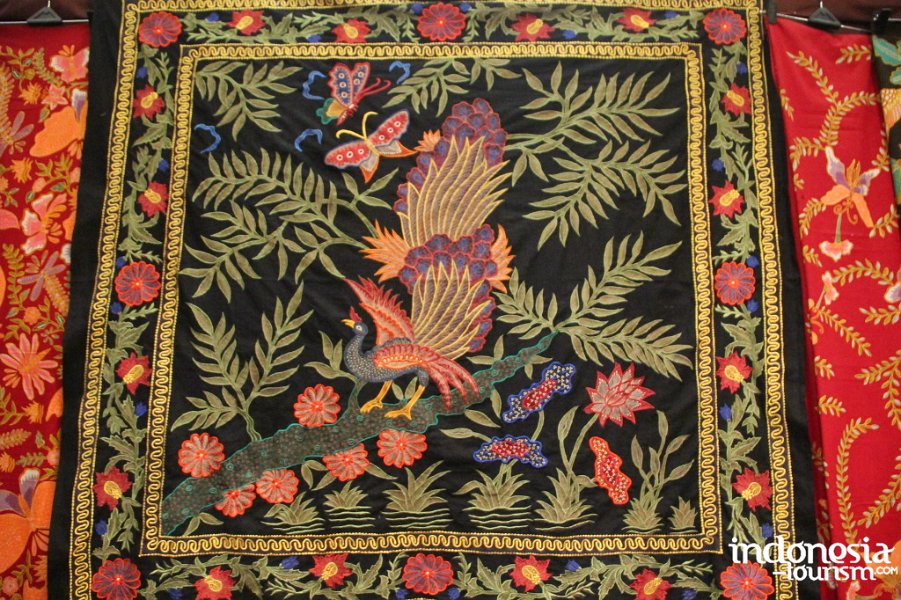 olive-gallery-batik-9