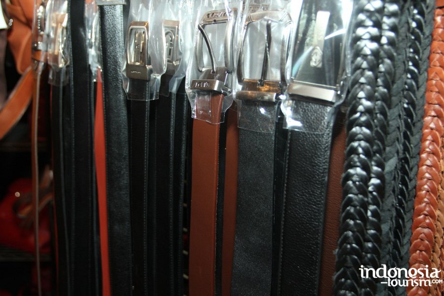 sendy-leather-8