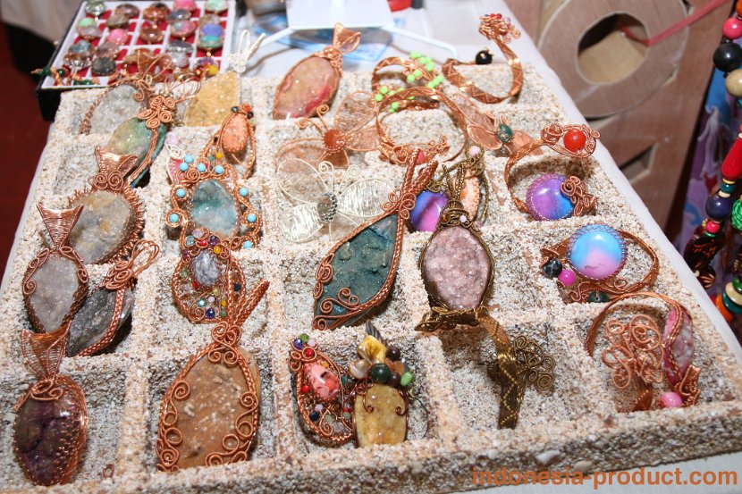 crystal-accessories-2