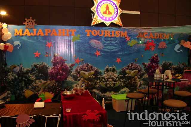 akademi-pariwisata-m_7124b8.jpg