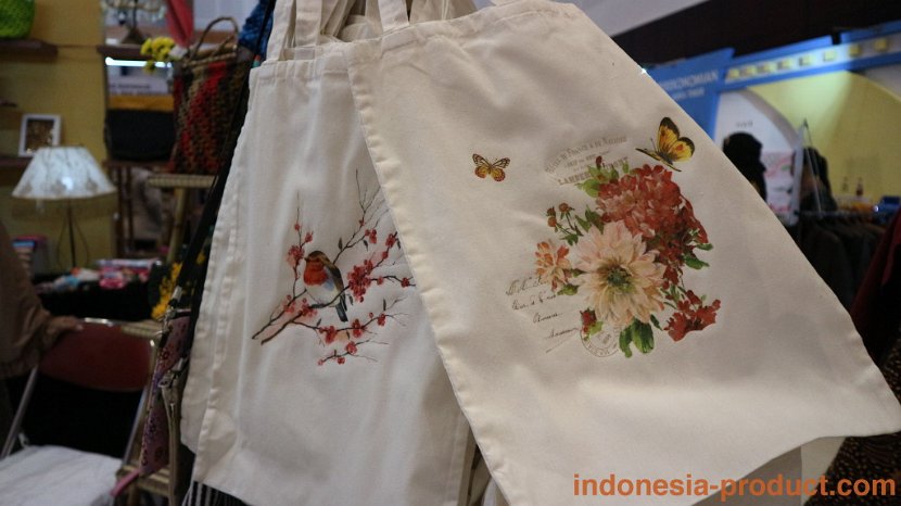 Bie's-Craft-Embroidery-Tote-Bag