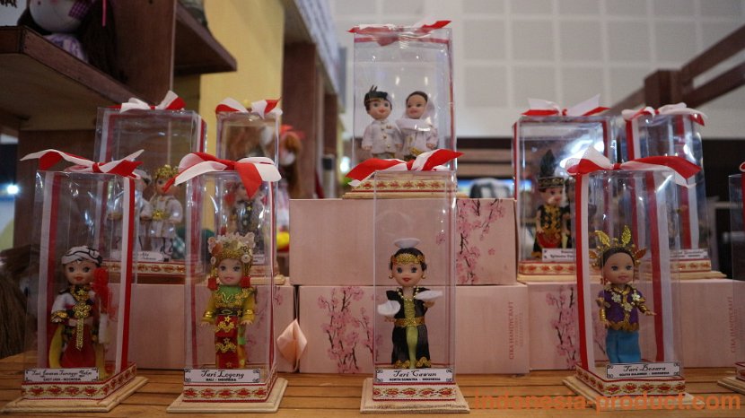Cika-Handycraft-custom-souvenir