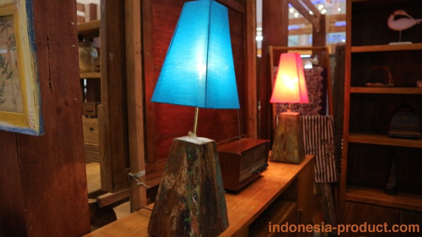 Fokus-Gallery-Furniture-light-accessories