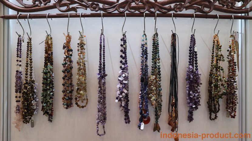 Gita-Batu-Alam-Stone-Jewelry