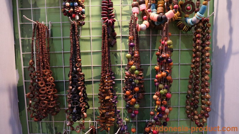 J-Gunar-Handmade-Necklace