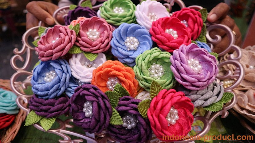 Joyo-Meils-Collection-Handmade-Brooch