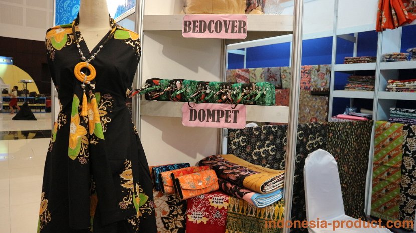 Latansa-Batik-Jonegoroan-Woman-Dresses