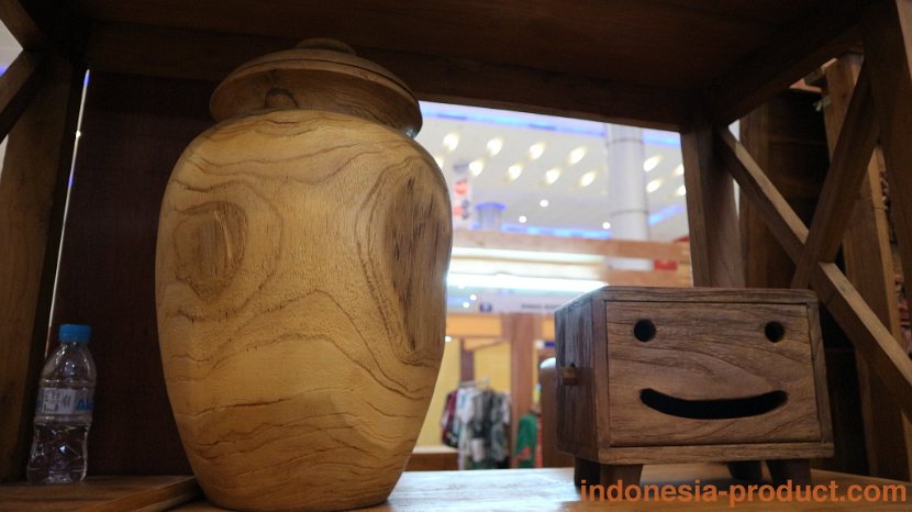 Mebel-Pegon-Madura-Wooden-Craft