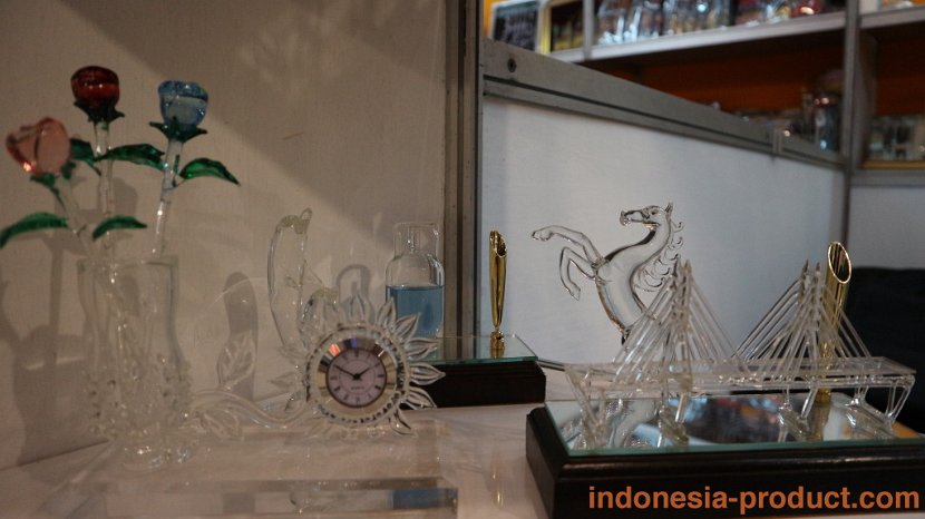 Netha-Art-and-Craft-custom-souvenirs