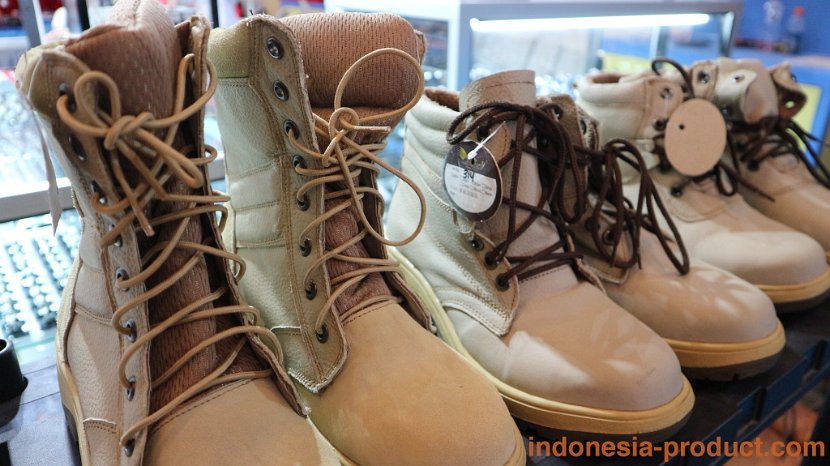Supra-Sejahtera-Leather-Booth
