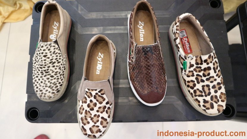 Zyllan-woman-custom-shoes
