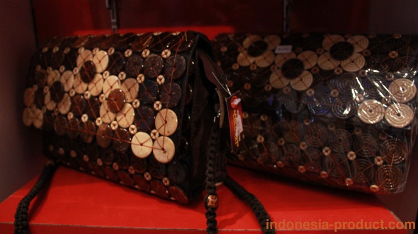 coco-art-acessories-toys-bag-wallet-souvenir-07