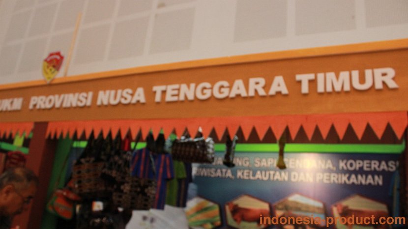 dinas-koperasi-ntt-batik-garment-accessories-decoration-07