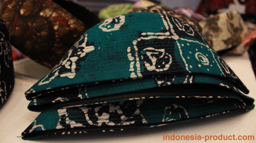 gringsing-batik-traditional-garment-fabric-03
