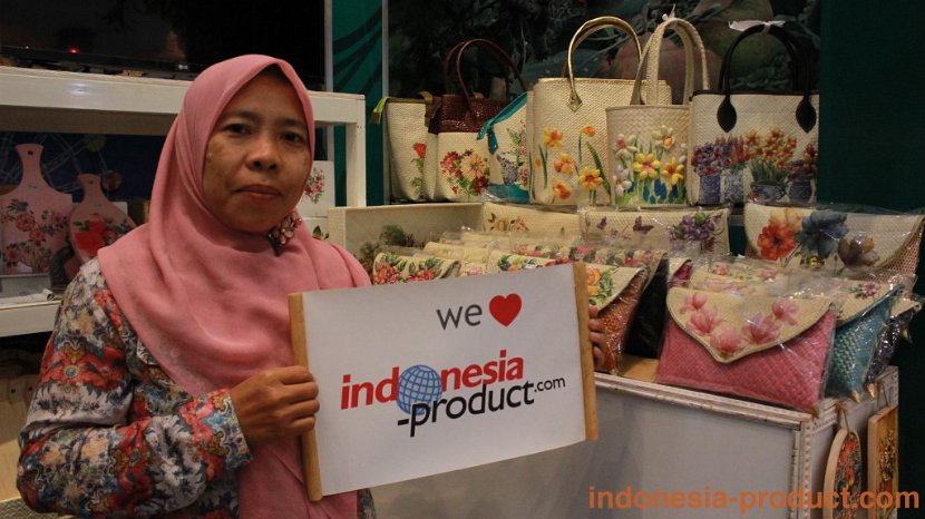 koperasi-kartini-handicraft-bag-wallet-vintage-souvenir-01