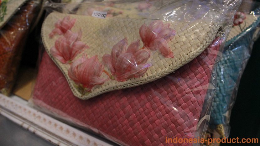 koperasi-kartini-handicraft-bag-wallet-vintage-souvenir-02