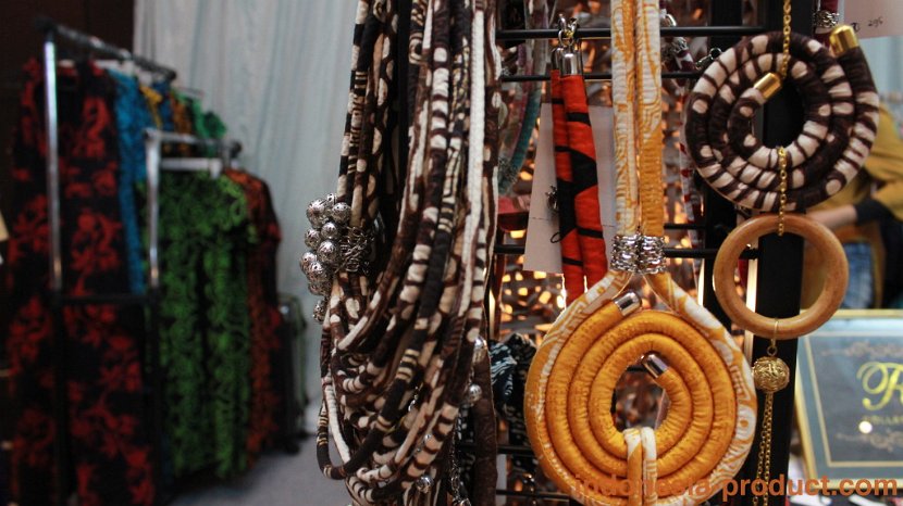 r-collection-accessories-jewelry-garment-fashion-batik-clothing-02
