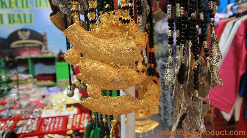 sari-merta-jewelry-accessories-gold-silver-02