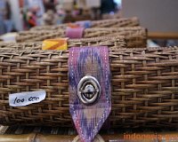 Arina-Rattan-and-Flowers-Handmade-Walet.JPG