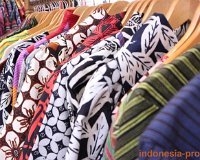 Caprini-Batik-Garment-Collection.JPG