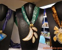 Dian-Art-Accessories-Jewelry.JPG