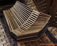 Karya-Trampil-Natural-Wood-Furniture-Accessories.JPG