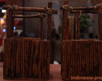 aura3-wooden-sculpture-decoration-craft-art-08.JPG