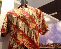 batik-larissa-garment-clothing-fashion-shirt-02.JPG