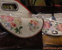 berkah-handicraft-bag-wallet-souvenir-art-03.JPG