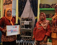 laila-embroidery-slippers-shoes-art-handmade-01.JPG