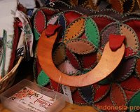 mafaba-craft-apron-bag-wallet-art-02.JPG