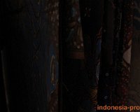 rara-batik-traditional-garment-fabric-05.JPG