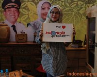 sinar-mas-wooden-furniture-meubel-01.JPG