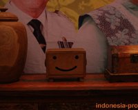 sinar-mas-wooden-furniture-meubel-05.JPG