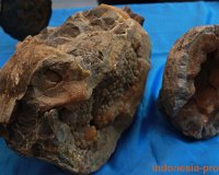 toyo-jewelry-craft-stone-gemstone-antique-03.JPG