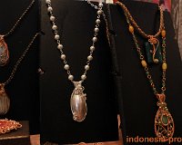 zayyan-art-jewelry-accessories-02.JPG
