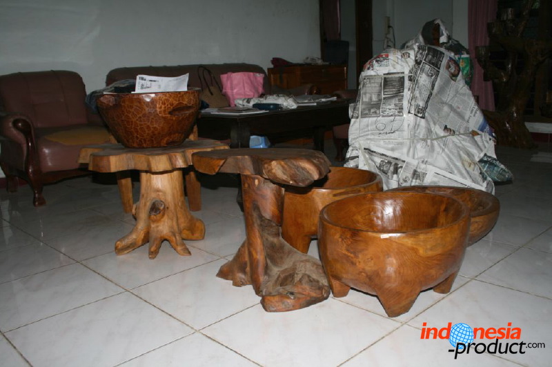 antique-furniture-11.jpg