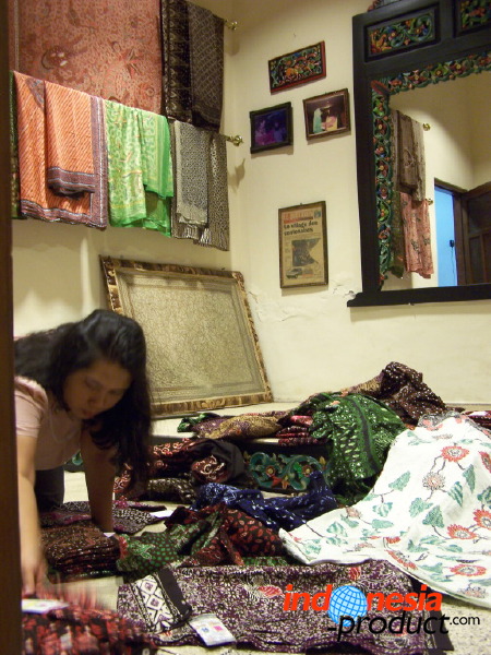 house-of-batik-101.jpg