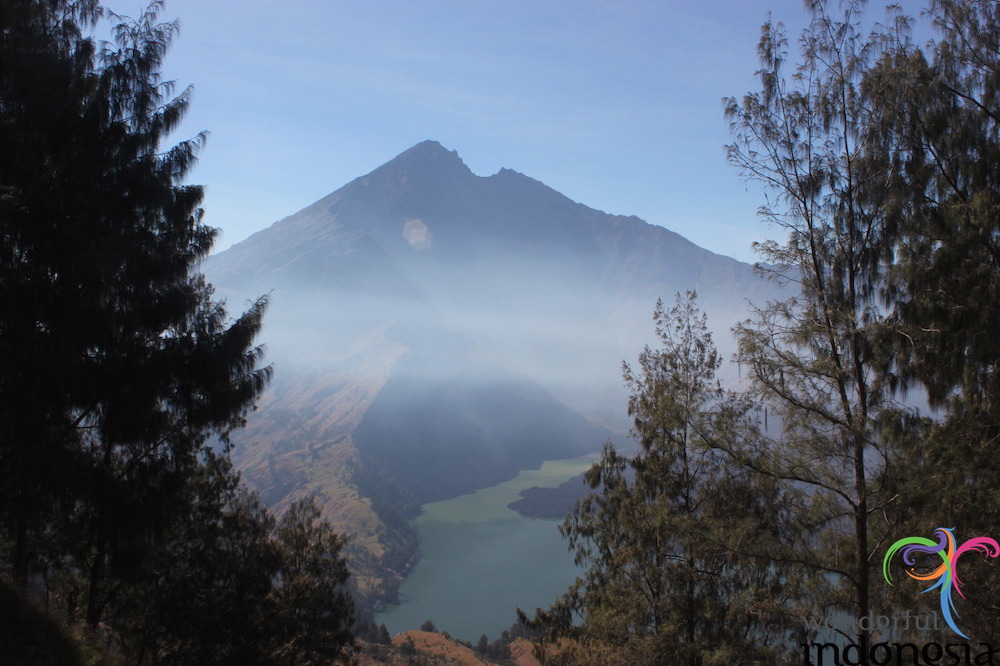 truly-asia-rinjani-lombok.jpg
