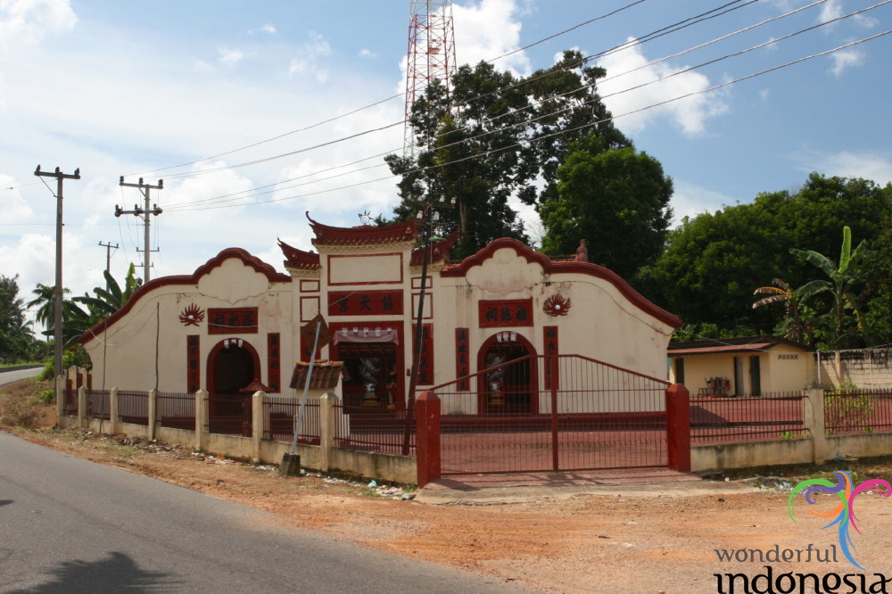 truly-asia-vihara_a_1dfb3d5.jpg