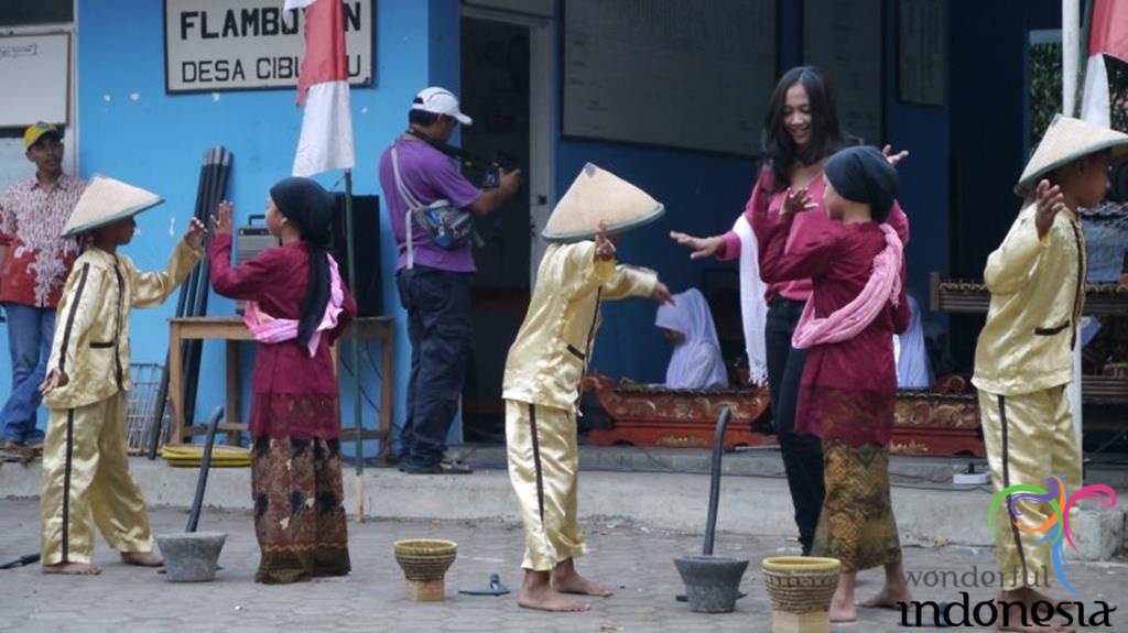 West Java Tourism - Photo Gallery - cibuntu tourist ...