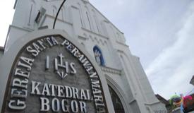 bogor-cathedral-church-west-java-3.jpg