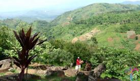 gunung-padang-megalithic-site-cianjur-west-java-6.jpg