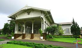 istana-cipanas-cianjur-west-java.jpg