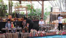 saung-angklung-udjo-bandung-west-java-4.jpg