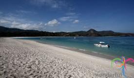 kenawa-island-sumbawa-indonesia-7.jpg