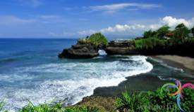 pura-batu-bolong-senggigi-2.jpg